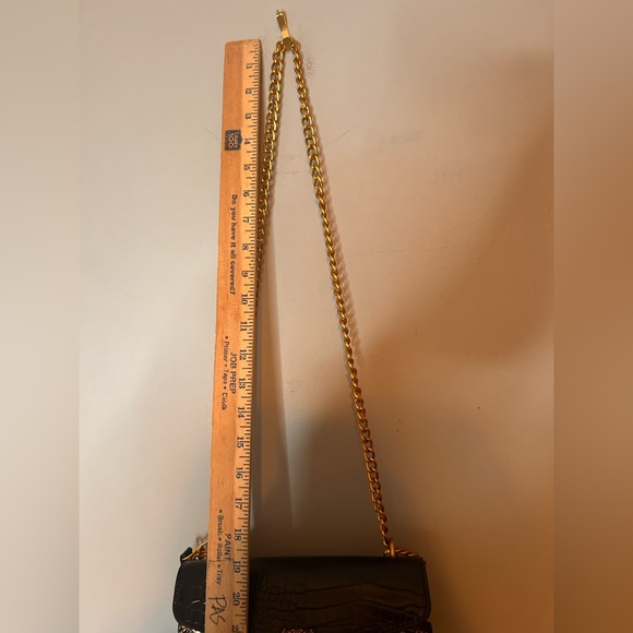 ✌️4/$20✌️ Vegan clutch / handle options - Picture 9 of 13